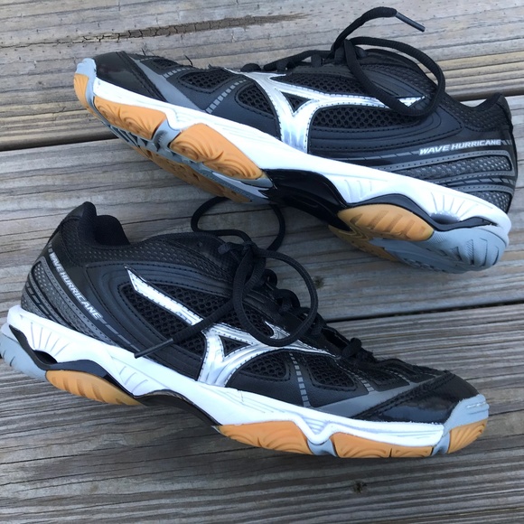 Mizuno Shoes - Mizuno Women Sneaker Wave Hurricane Athletic